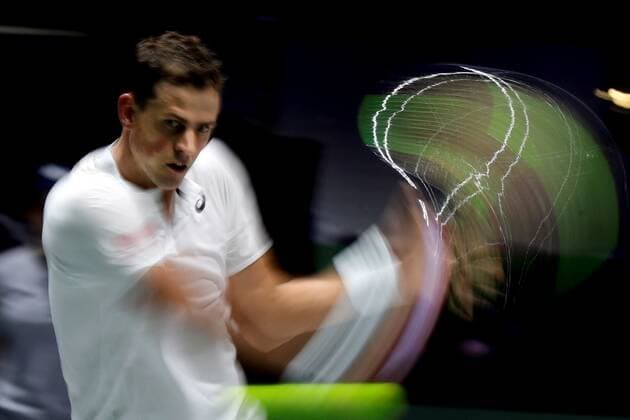 Canadian tennis player Vasek Pospisil in action against Australian John Millman during the quarterfinals of the Davis Cup Madrid Finals held at the Caja Magica tennis venue in Madrid, Spain, 21 November 2019. Davis Cup Madrid Finals: Canada vs. Australia !ACHTUNG: NUR REDAKTIONELLE NUTZUNG!  Copyright: xJuanjoxMartinx GRAF3706 20191121-637099624055566832