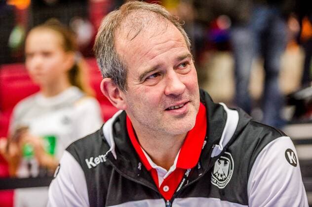 Henk Groener Trainer DEUTSCHLAND Germany Montenegro International Preparation SCHARRena Stuttgart Baden Wuerttemberg Germany Stuttgart 21 11 19 Handball International , Stuttgart Baden Wuerttemberg Germany