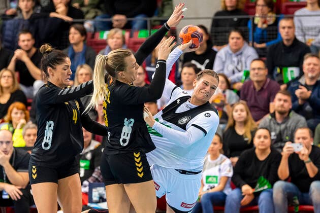 Stuttgart, Germany 21 November 2019 EHF Women Test match Germany vs Montenegro v li Jovanka Radicevic Montenegro , Ema Ramusovic Montenegro , Julia Behnke Germany Rostov Don Stuttgart Scharrena Germany