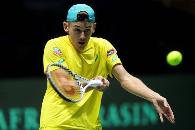 Sport Bilder des Tages Australian tennis player Alex de Minaur in action against Canadian Denis Shapovalov during the quarterfinals of the Davis Cup Madrid Finals held at the Caja Magica tennis venue in Madrid, Spain, 21 November 2019. Davis Cup Madrid Finals: Canada vs. Australia !ACHTUNG: NUR REDAKTIONELLE NUTZUNG!  Copyright: xKikoxHuescax GRAF3804 20191121-637099672694224923