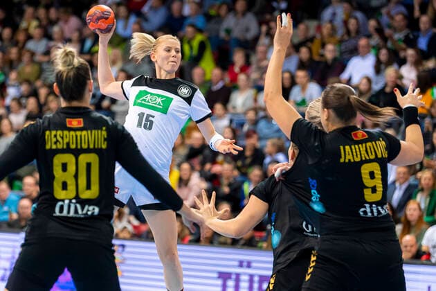 Stuttgart, Germany 21 November 2019 EHF Women Test match Germany vs Montenegro v li Jelena Despotovic Montenegro , Kim Naidzinavicius Germany Bietigheim , Durdina Jaukovic Montenegro Stuttgart Scharrena Germany