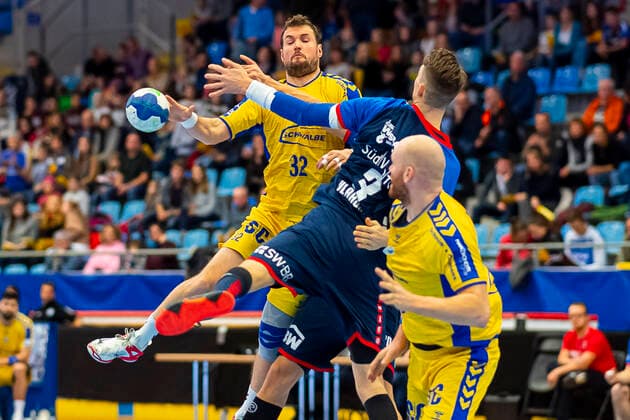 Bietigheim, Germany 23 November 2019 2 BL 19 20 SG BBM Bietigheim vs VfL Gummersbach Robin Haller Gummersbach , Nikola Vlahovic Bietigheim , Alexander Becker Gummersbach Bietigheim Egetrans Arena Baden Württemberg Germany