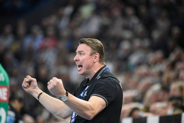 THW Trainer Filip Jicha, Handball Bundesliga, Liqui Moly HBL, Men, 14 Matchday, THW Kiel vs SC DHfK Leipzig, 24 11 19 Kiel Sparkassen Arena Schleswig Holstein Germany