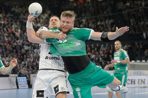 1 Handball Bundesliga THW Kiel SC DHfK Leipzig, Kiel, 24 11 2019 Maciej Gebala Leipzig, 28 in total against Ole Rahmel Kiel, 22 Copyright: xBEAUTIFULxSPORTS DRPx