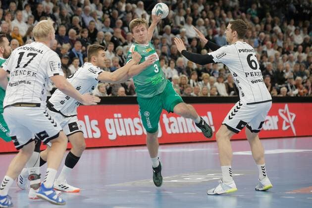 1 Handball Bundesliga THW Kiel SC DHfK Leipzig, Kiel, 24 11 2019 Franz Semper Leipzig, 3 in jump against Nikola Bilyk Kiel, 53 Copyright: xBEAUTIFULxSPORTS DRPx