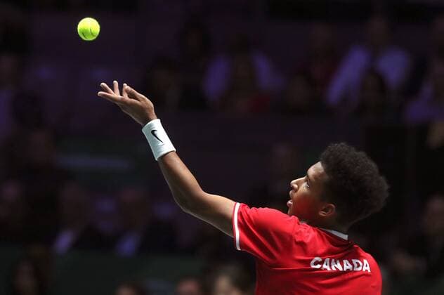 Spanish tennis player Roberto Bautista in action against Canadian Felix Auger-Aliassime during the Davis Cup Finals tennis tournament final tie between Canada and Spain at the Caja Magica facilities in Madrid, Spain, 24 November 2019. Spain vs. Canada !ACHTUNG: NUR REDAKTIONELLE NUTZUNG!  Copyright: xKikoxHuescax GRAF6226 20191124-637102133498180759