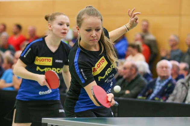 despor 24.11.2019 Tischennis 1.Bundesliga Damen TSV 1909 Langstadt-ttc berlin eastside emspor, emonline, oespor, v.l., Anne Bundesmann (TSV Langstadt Tischtennis Damen 1.Bundesliga) und Janina Kämmerer (TSV Langstadt Tischtennis Damen 1.Bundesliga) Foto: Joaquim Ferreira *** despor 24 11 2019 Tables 1 Bundesliga Women TSV 1909 Langstadt ttc berlin eastside emspor, emonline, oespor, v l , Anne Bundesmann TSV Langstadt Table tennis Women 1 Bundesliga and Janina Kämmerer TSV Langstadt Table tennis Women 1 Bundesliga Photo Joaquim Ferreira Copyright: JoaquimxFerreira