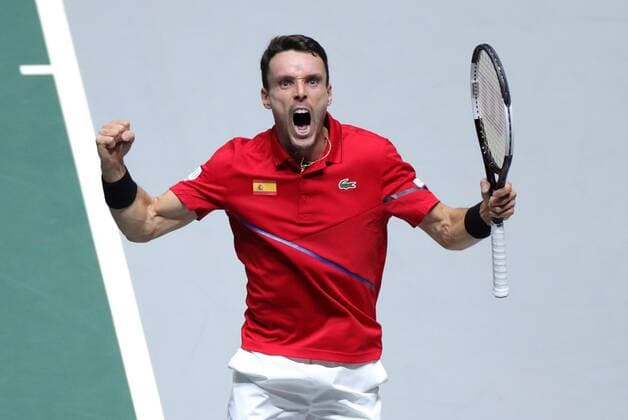 Spanish tennis player Roberto Bautista in action against Canadian Felix Auger-Aliassime during the Davis Cup Finals tennis tournament final tie between Canada and Spain at the Caja Magica facilities in Madrid, Spain, 24 November 2019. Spain vs. Canada !ACHTUNG: NUR REDAKTIONELLE NUTZUNG!  Copyright: xJuanJoxMartinx GRAF6261 20191124-637102153912389097