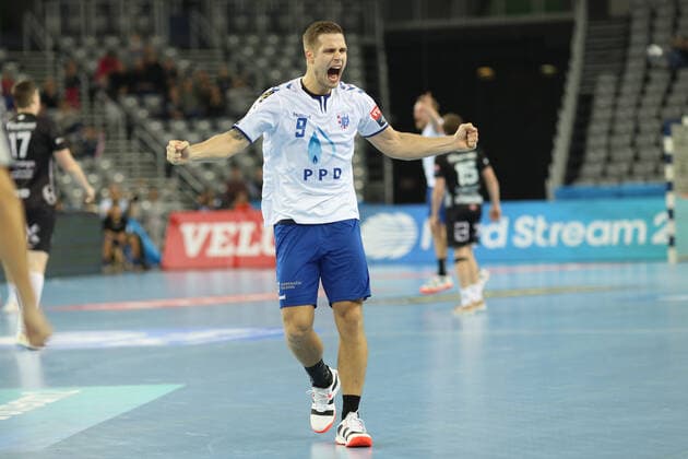 Zagreb, 24.11.2019. - Arena Zagreb hall, 2019 20 EHF Men s Champions League Group Phase. HC PPD Zagreb (white) - Elverum (black) 30:27 HRASTNIK Gasper (9) 
