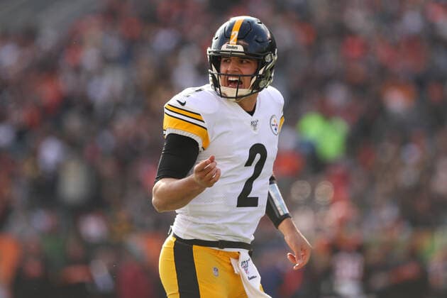 CINCINNATI, OH - NOVEMBER 24: Pittsburgh Steelers quarterback Mason Rudolph (2) reacts during the game against the Pittsburgh Steelers and the Cincinnati Bengals on November 24th 2019, at Paul Brown Stadium in Cincinnati, OH. (Photo by Ian Johnson Icon Sportswire) NFL, American Football Herren, USA NOV 24 Steelers at Bengals Icon191124004