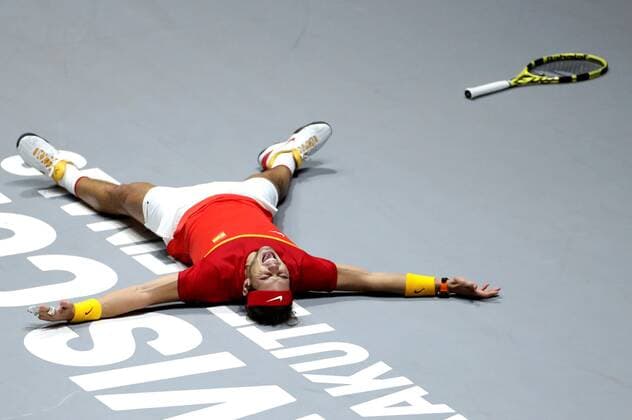 Spanish tennis player Rafa Nadal celebrates after defeating Canadian Denis Shapovalov during the Davis Cup Finals tennis tournament final tie between Canada and Spain at the Caja Magica facilities in Madrid, Spain, 24 November 2019. Spain vs. Canada !ACHTUNG: NUR REDAKTIONELLE NUTZUNG!  Copyright: xJuanJoxMartínx GRAF6462 20191124-637102280470627296