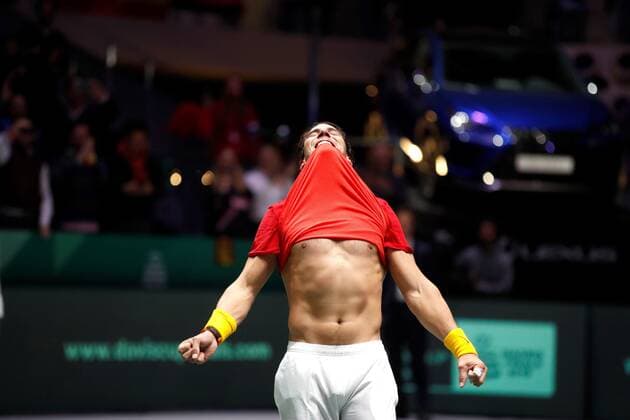 Spanish tennis player Rafa Nadal celebrates after defeating Canadian Denis Shapovalov during the Davis Cup Finals tennis tournament final tie between Canada and Spain at the Caja Magica facilities in Madrid, Spain, 24 November 2019. Spain vs. Canada !ACHTUNG: NUR REDAKTIONELLE NUTZUNG!  Copyright: xJuanJoxMartínx GRAF6459 20191124-637102281106738382