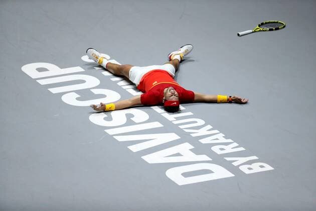 Spanish tennis player Rafa Nadal celebrates after defeating Canadian Denis Shapovalov during the Davis Cup Finals tennis tournament final tie between Canada and Spain at the Caja Magica facilities in Madrid, Spain, 24 November 2019. Spain vs. Canada !ACHTUNG: NUR REDAKTIONELLE NUTZUNG!  Copyright: xKikoxHuescax GRAF6489 20191124-637102286357963999