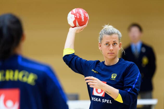 191126 Nathalie Hagman of Sweden during warm up ahead a friendly game between Sweden and Norway on November 26, 2019 in Fukuoka Photo Ludvig Thunman BILDBYRAN code LT 35682 bbeng handball women handball ladies sweden sweden norway training match practice game friendship match,  Copyright: LUDVIGxTHUNMAN BB191126LT005