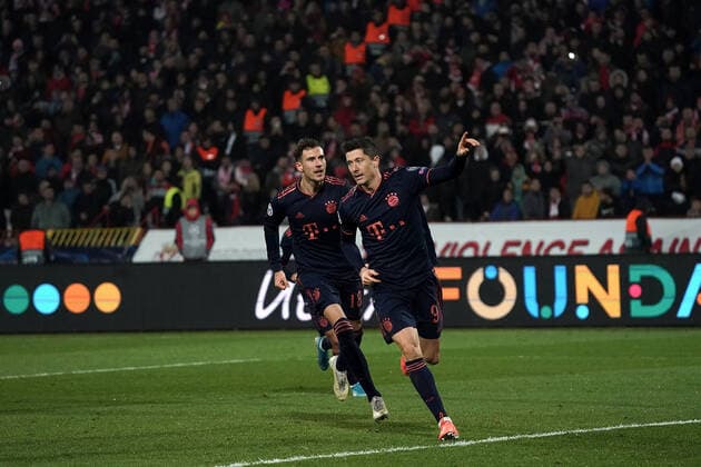 SRB, UEFA CL, Red Star Belgrade SRB vs. FC Bayern Munich GER 26 11 2019, Stadium Rajko MitiÄ‡, Belgrade, SRB, UEFA CL, Red Star Belgrade SRB vs. FC Bayern Munich GER , in the picture Robert Lewandowski Munich is happy about the goal to 2 0 nordphotoxBratic nph00250