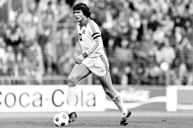 NOGLY Peter Kapitaen Team HSV Football Bundesliga Season 1979 1980 Game Fortuna Duesseldorf Hamburger SV 1 1 on 17 11 1979 in Duesseldorf