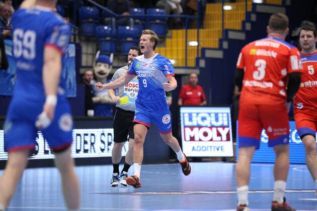 Jonathan Carlsbogard TBV Lemgo Lippe 9 GER, Handball, 1 Bundesliga, TBV Lemgo Lippe against HBW Balingen Weilstetten, 28 11 2019 Lemgo Copyright: xStrohdiekx Eibner-Pressefotox EP_jsk