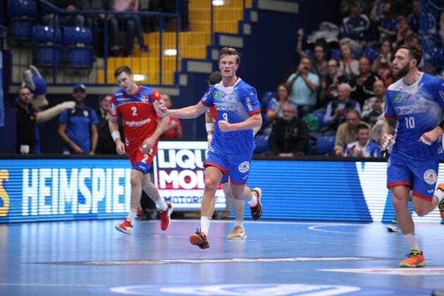 Jonathan Carlsbogard TBV Lemgo Lippe 9 GER, Handball, 1 Bundesliga, TBV Lemgo Lippe against HBW Balingen Weilstetten, 28 11 2019 Lemgo Copyright: xStrohdiekx Eibner-Pressefotox EP_jsk