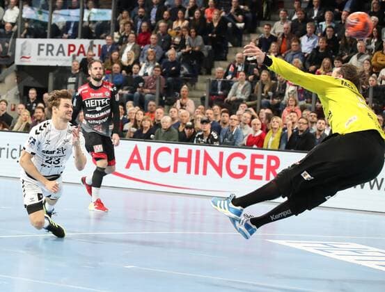 28 11 2019 Handball 1 Bundesliga LIQUI MOLY HBL Season 2019 2020 15 Matchday HC Erlangen Nuremberg Metropolitan Region HCE THW Kiel DaMa Rune Dahmke 23, THW Kiel Nikolas Katsigiannis 29, HC Erlangen HCE