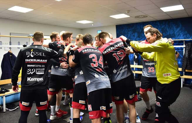 28 11 2019 Handball 1 Bundesliga Liqui Moly HBL Season 2019 2020 15 Matchday HC Erlangen Metropolregion Nürnberg HCE THW Kiel OGo Team Team Team before start of match