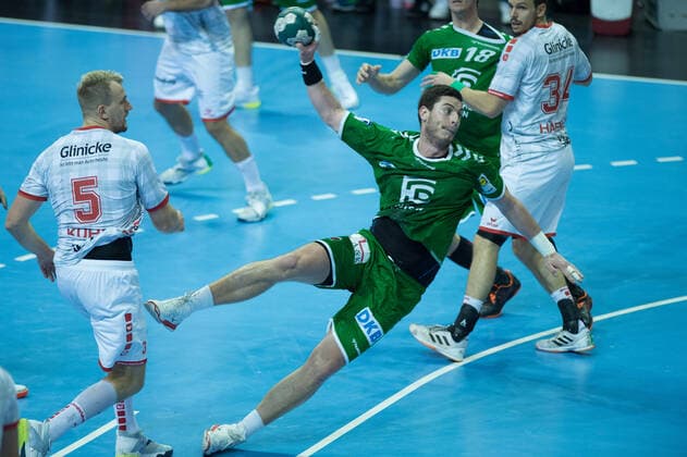 Mijajlo Marsenic SRB 93 Foxes Berlin is sitting on the circle by action game scene landscape horizontal horizontal event event foxes Berlin vs MT Melsungen HBL Handball Bundesliga 2019 20 15 game day location location location Max Schmeling Halle Berlin Germany Germany Europe Date 28 11 2019 Stiehl Photography