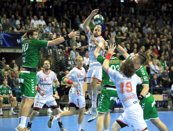 GER, DHB, 1 HBL, FUECHSE BERLIN VS Melsungen 28 11 2019, Max Schmeling Halle, Berlin, GER, DHB, 1 HBL, FUECHSE BERLIN VS Melsungen, DHB regulations prohibit any use of photographs as image sequences and or quasi video in picture Jakov Gojun Fuechse Berlin 10 , Fabian Wiede Fuechse Berlin 3 , Julius Kuehn MT Melsungen 5 , Jeffrey Boomhouwer MT Melsungen 19 nordphotox xEngler nph00076