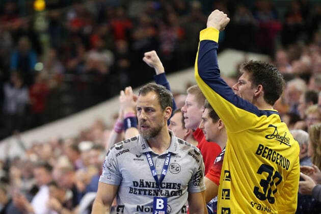 SG Flensburg Handewitt vs. Bergischer HC, LIQUI MOLY Handball Bundesliga, 28 11 2019 Flensburg Maik Machulla SG Flensburg Handewitt, Trainer , Torbjoern Bergerud SG Flensburg Handewitt, 30 Copyright: xBEAUTIFULxSPORTS MarioxM.xKobergx