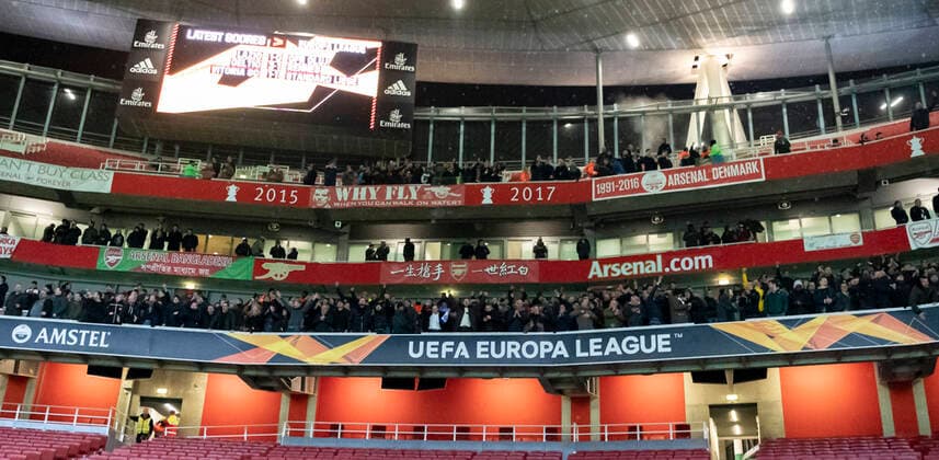 Europa League FC Arsenal Eintracht Frankfurt on 28 11 2019 in London Emirates Stadium , Germany, HMB Media Schumacher, bfischu, season 2019 20, group stage, 5 game day picture fan curve Eintracht fans in London DFL DFB REGULATIONS PROHIBIT ANY USE OF PHOTOGRAPHS as IMAGE SEQUENCES and or QUASI VIDEO Copyright: HMBxMedia Schumacher