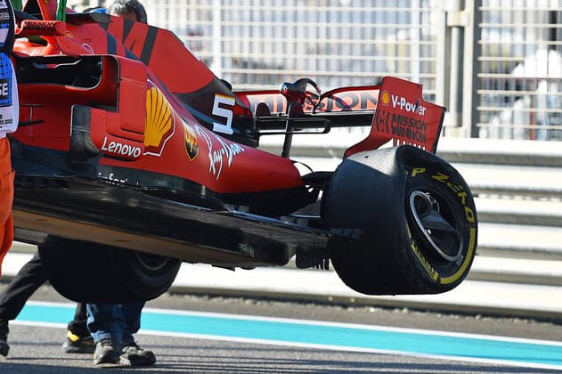 29 11 2019, xekx, Motorsport FIA , Formula 1 Abu Dhabi Grand Prix 2019 emspor, Sebastian Vettel Ferrari Accident Free Practice DFL DFB REGULATIONS PROHIBIT ANY USE OF PHOTOGRAPHS as IMAGE SEQUENCES and or QUASI VIDEO Abu Dhabi eel-fotografie Eberhard Krieger