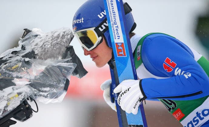 Bilder des Jahres 2019, Sport 11 November Sport Bilder des Tages NORDIC SKIING - FIS WC Ruka, Nordic Opening KUUSAMO,FINLAND,29.NOV.19 - NORDIC SKIING, NORDIC COMBINED, Ski jumping, Skispringen, Ski, nordisch - FIS World Cup, Nordic Opening. Image shows Manuel Faisst (GER). GEPAxpictures xThomasxBachun