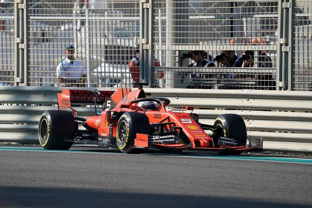 FORMULA 1 ETIHAD AIRWAYS ABU DHABI GRAND PRIX 2019 29 11 2019, Yas Marina Circuit, Abu Dhabi, FORMULA 1 ETIHAD AIRWAYS ABU DHABI GRAND PRIX 2019 , in the picture accident of Sebastian Vettel GER 5 , Scuderia Ferrari Mission Winnow, turns and strikes in the guard rail nordphotoxBratic nph00250