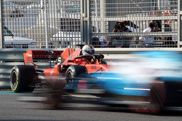 FORMULA 1 ETIHAD AIRWAYS ABU DHABI GRAND PRIX 2019 29 11 2019, Yas Marina Circuit, Abu Dhabi, FORMULA 1 ETIHAD AIRWAYS ABU DHABI GRAND PRIX 2019 , in the picture accident of Sebastian Vettel GER 5 , Scuderia Ferrari Mission Winnow, turns and strikes in the guard rail nordphotoxBratic nph00250