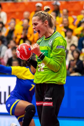Handball, Women WM 2019, preliminary round, Group B, 1 matchday , Germany Brazil Goalkeeper Dinah Eckerle Germany SG BBM Bietigheim Jubel Freude Emotion Yamaga City Overall Gymnasium Kumamoto Japan