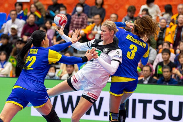 Handball, Womens World Cup 2019, preliminary round, Group B, 1 matchday , Germany Brazil v li Samara Vieira Brazil , Evgenija Minevskaja Germany Brest , Alexandra Martinez Brazil Yamaga City Overall High School Kumamoto Japan