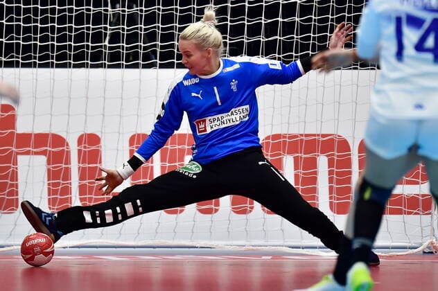 Denmark meets Australia, in the preliminary round in Group B, during the Womens Handball World Cup at Kumamoto Prefectural Gymnasium in Japan, Saturday November 30, 2019, Kumamoto Denmark,  Copyright: BoxAmstrupx cop222 spdk20191130-123333-L