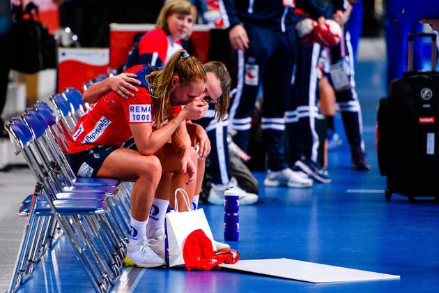 191130 Camilla Herrem of Norway in tears after the Women s World Handball Championship game between Norway and Cuba on November 30, 2019 in Kumamoto Photo Daniel Stiller Bildbyran kod DS 59408 bbeng dam women handball handboll world handball championship 2019 norway norge cuba kuba handball vm depp,  Copyright: DANIELxSTILLER BB191130DS051