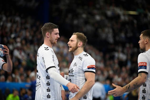 Hendrik Pekeler THW Kiel, 61 and Steffen Weinhold THW Kiel, 13 , Handball, Men, THW Kiel vs. Montpellier HB, Champions League, 9 Matchday, Group Phase, 30 11 19 Kiel Sparkassen Arena Schleswig Holstein Germany