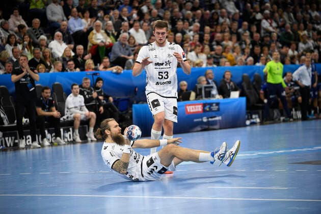 Pavel Horak THW Kiel, 28 and Nikola Bilyk THW Kiel, 53 , Handball, Men, THW Kiel vs Montpellier HB, Champions League, 9 Matchday, Group Phase, 30 11 19 Kiel Sparkassen Arena Schleswig Holstein Germany