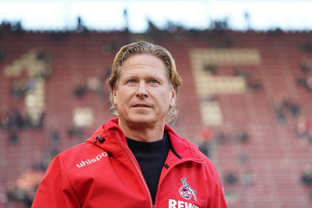 GER, 1 FBL, 1 FC Cologne vs. FC Augsburg 30 11 2019, RheinEnergieStadion, Cologne, GER, 1 FBL, 1 FC Cologne vs. FC Augsburg, DFL regulations prohibit any use of photographs as image sequences and or quasi video in picture picture shows Markus Gisdol Trainer, Headcoach 1 FC Cologne , nordphotox xMeuter nph00351