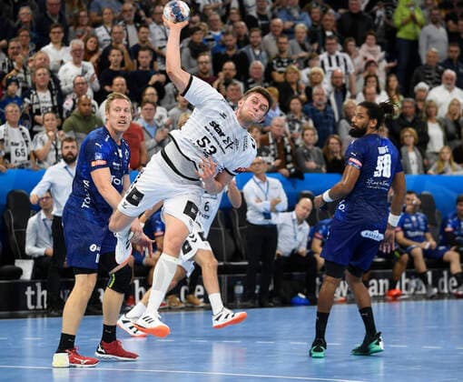 Siegtro von Nikola Bilyk THW Kiel, 53 , Handball, Men, THW Kiel vs Montpellier HB, Champions League, 9 Matchday, Group Phase, 30 11 19 Kiel Sparkassen Arena Schleswig Holstein Germany