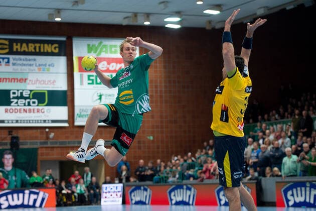 Minden, Germany 30 11 2019 1 Handball Bundesliga 2019 2020 GWD Minden vs Rhein Neckar Löwen L R Marian Michalczik Minden , Gedeon Guardiola Löwen Minden Nordrhein Westfalen Germany Kampa Halle