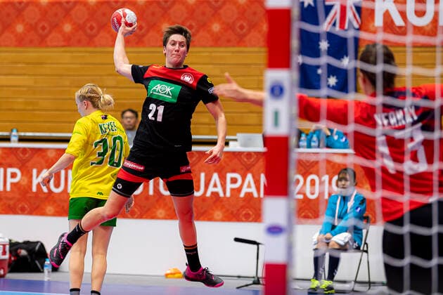 Handball, Women WM 2019, preliminary round, Group B, 2 matchday , Australia Germany v li Brianna Keyes Australia , Ina Grossmann Germany Thueringer HC , Manon Vernay Australia Yamaga City Overall Gymnasium Kumamoto Japan