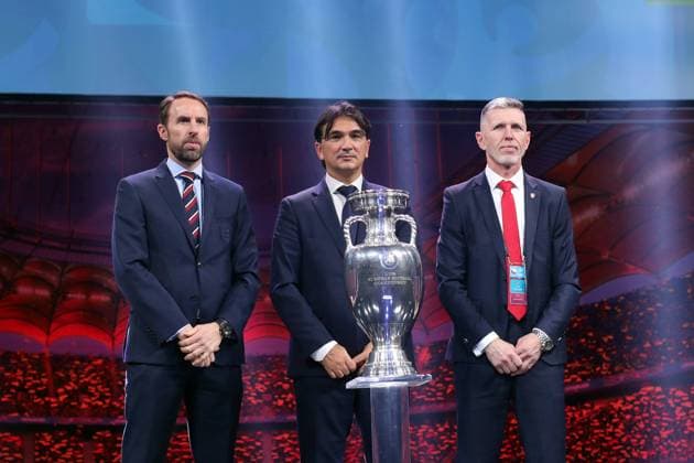 30.11.2019 BUKARESZT, RUMUNIA ( BUKAREST, ROMANIA ) CENTRUM WYSTAWOWE ROMEXPO ( ROMEXPO EXIBITION CENTER ) PILKA NOZNA (FOOTBALL) LOSOWANIE GRUP FINALOWYCH MISTRZOSTW EUROPY UEFA EURO, EM, Europameisterschaft,Fussball 2020 ( UEFA EURO 2020 FINAL DRAW ) NZ GARETH SOUTHGATE, ZLATKO DALIC, JAROSLAV SILHAVY GRUPA D FOTO LUKASZ GROCHALA CYFRASPORT NEWSPIX.PL --- Newspix.pl  20191130CSLG0142