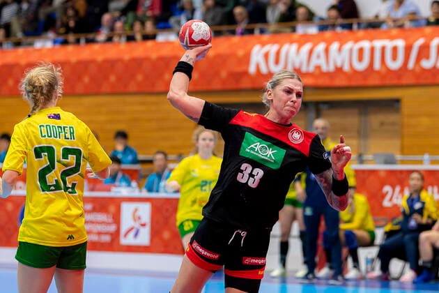 Handball, Women WM 2019, preliminary round, group B, 2 matchday , Australia Germany v li Heather Cooper Australia , Luisa Schulze Germany Bietigheim Yamaga City Overall Gymnasium Kumamoto Japan