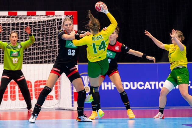 Handball, Womens World Cup 2019, preliminary round, Group B, 2 matchday , Australia Germany v left in duel Luisa Schulze Germany Bietigheim and Madeleine McAfee Australia Yamaga City Overall High School Kumamoto Japan