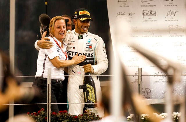 Motorsports: FIA Formula One World Championship, WM, Weltmeisterschaft 2019, Grand Prix of Abu Dhabi, Britta Seeger (GER, Member of the Board of Management of Daimler AG), 44 Lewis Hamilton (GBR, Mercedes AMG Petronas Motorsport), Abu Dhabi United Arab Emirates