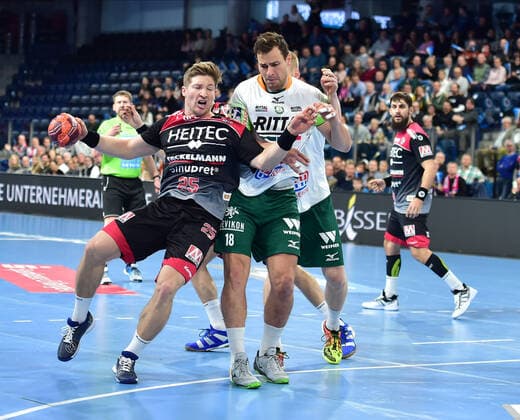 01 12 2019 Handball 1 Bundesliga LIQUI MOLY HBL Season 2019 2020 16 Matchday HC Erlangen Metropolitan Region Nuremberg HCE HSG Wetzlar OGo Jan Schäffer 25, HC Erlangen HCE Nils Torbrügge 18, HSG Wetzlar