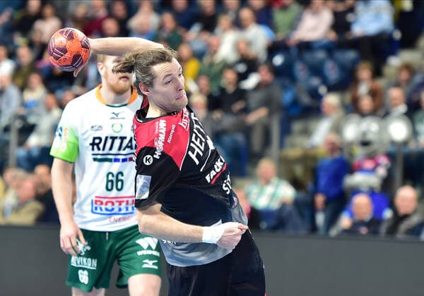 01 12 2019 Handball 1 Bundesliga LIQUI MOLY HBL Season 2019 2020 16 Matchday HC Erlangen Metropolitan Region Nuremberg HCE HSG Wetzlar OGo Johannes Sellin 5, HC Erlangen HCE