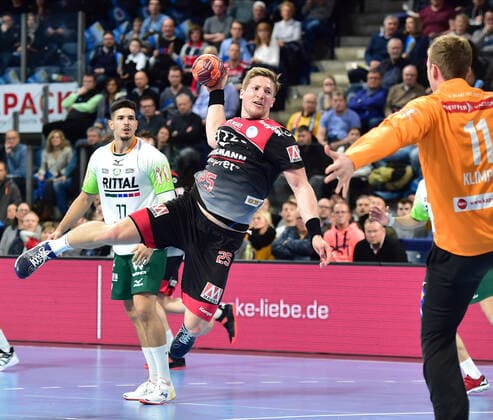 01 12 2019 Handball 1 Bundesliga LIQUI MOLY HBL Season 2019 2020 16 Matchday HC Erlangen Metropolitan Region Nuremberg HCE HSG Wetzlar OGo Jan Schäffer 25, HC Erlangen HCE
