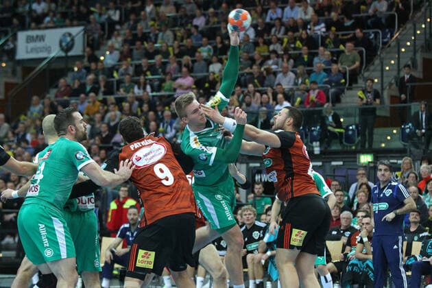 SC DHfK Leipzig vs. TSV Hannover Burgdorf, Liqui Moly HBL, 01 12 19 Handball, 1 Bundesliga, Season 2019 2020, 15 Matchday SC DHfK Leipzig vs. TSV Hannover Burgdorf on 01 12 19 in the Quarterback Immobilien Arena Leipzig Im Bild Franz SEMPER 3, SC DHfK Leipzig am Ball Copyright: xBEAUTIFULxSPORTS JanxKaeferx